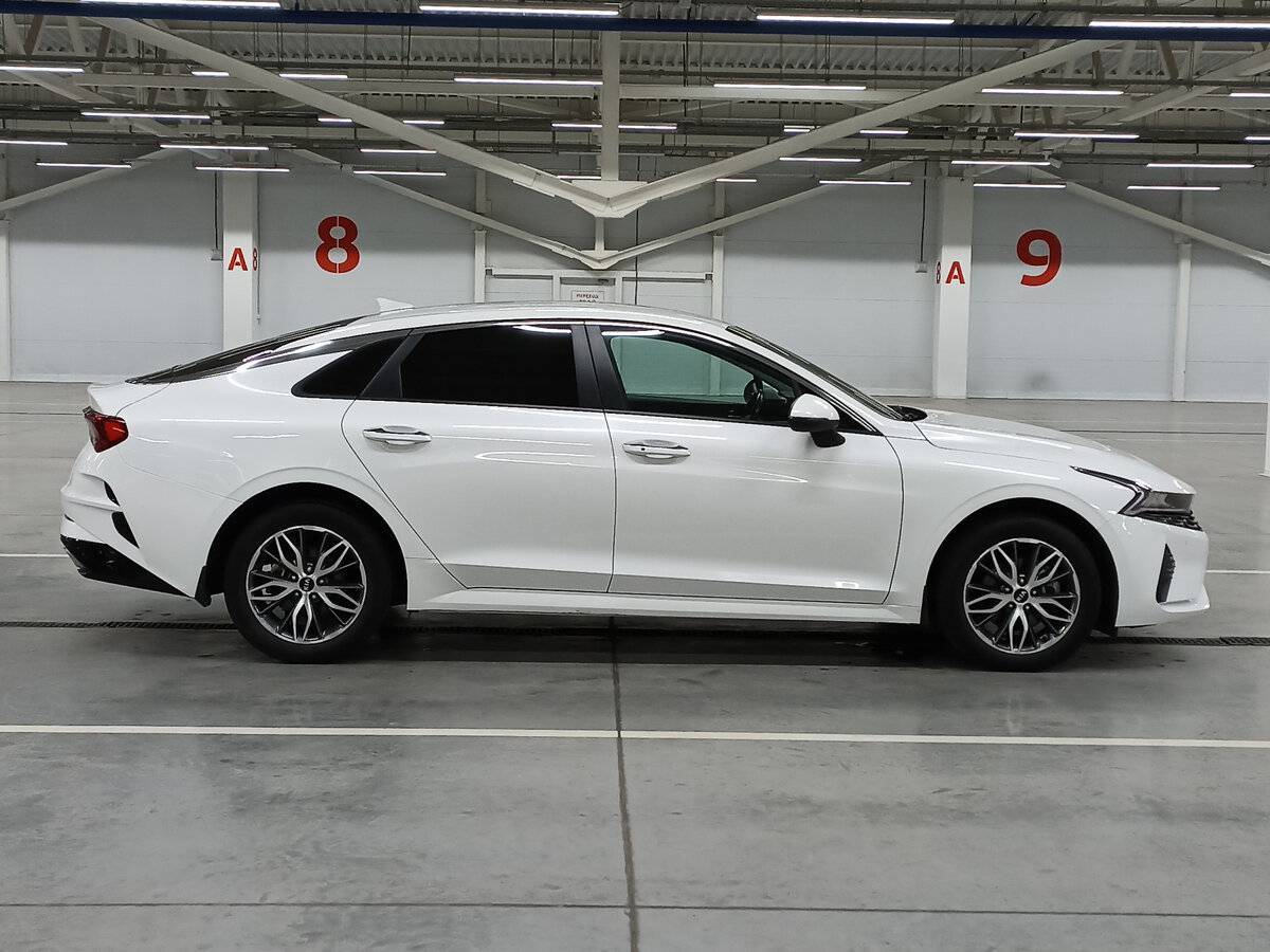 Купить Kia K5 с пробегом. Фото: #3