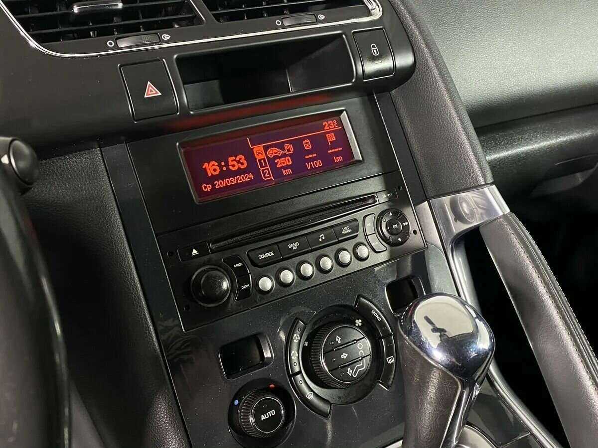 Купить Peugeot 3008 с пробегом. Фото: #10