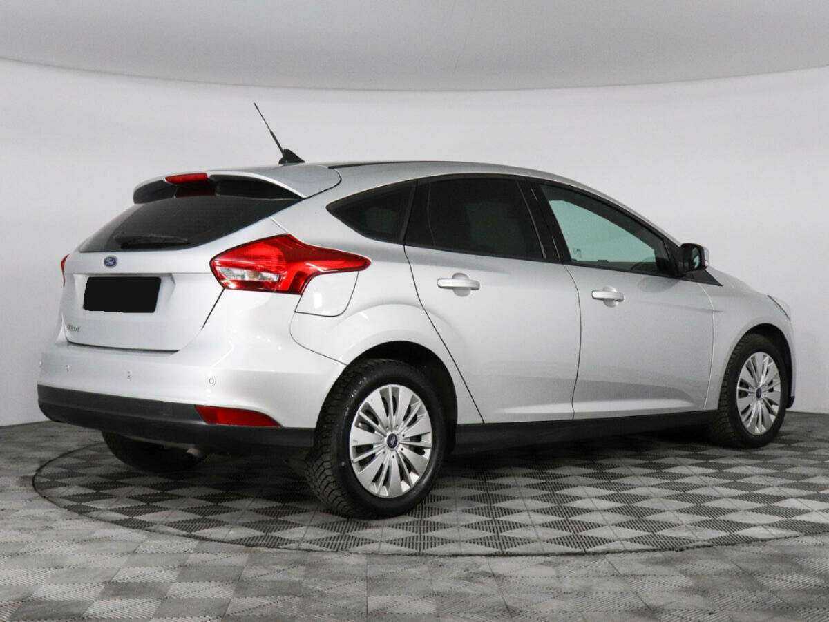 Купить Ford Focus с пробегом. Фото: #4
