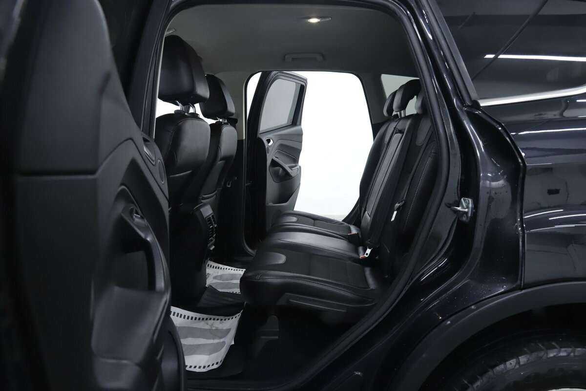 Купить Ford Kuga с пробегом. Фото: #17