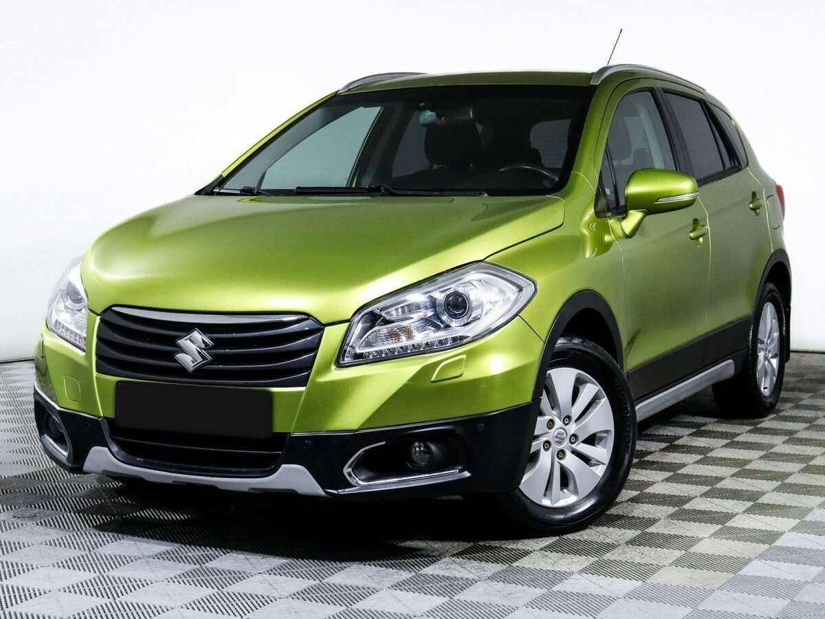 Купить Suzuki SX4 с пробегом. Посмотреть фото