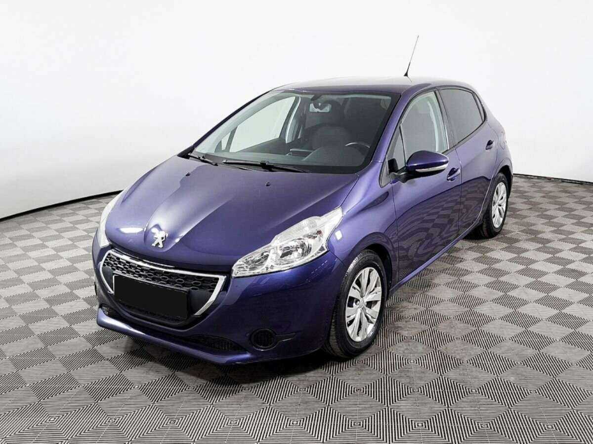 Купить Peugeot 208 с пробегом. Посмотреть фото