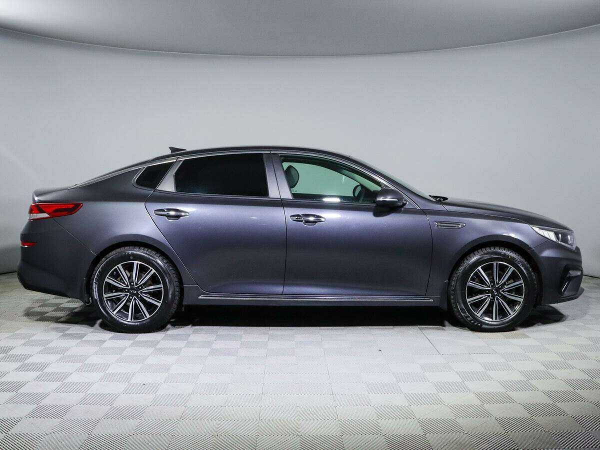 Купить Kia Optima с пробегом. Фото: #1