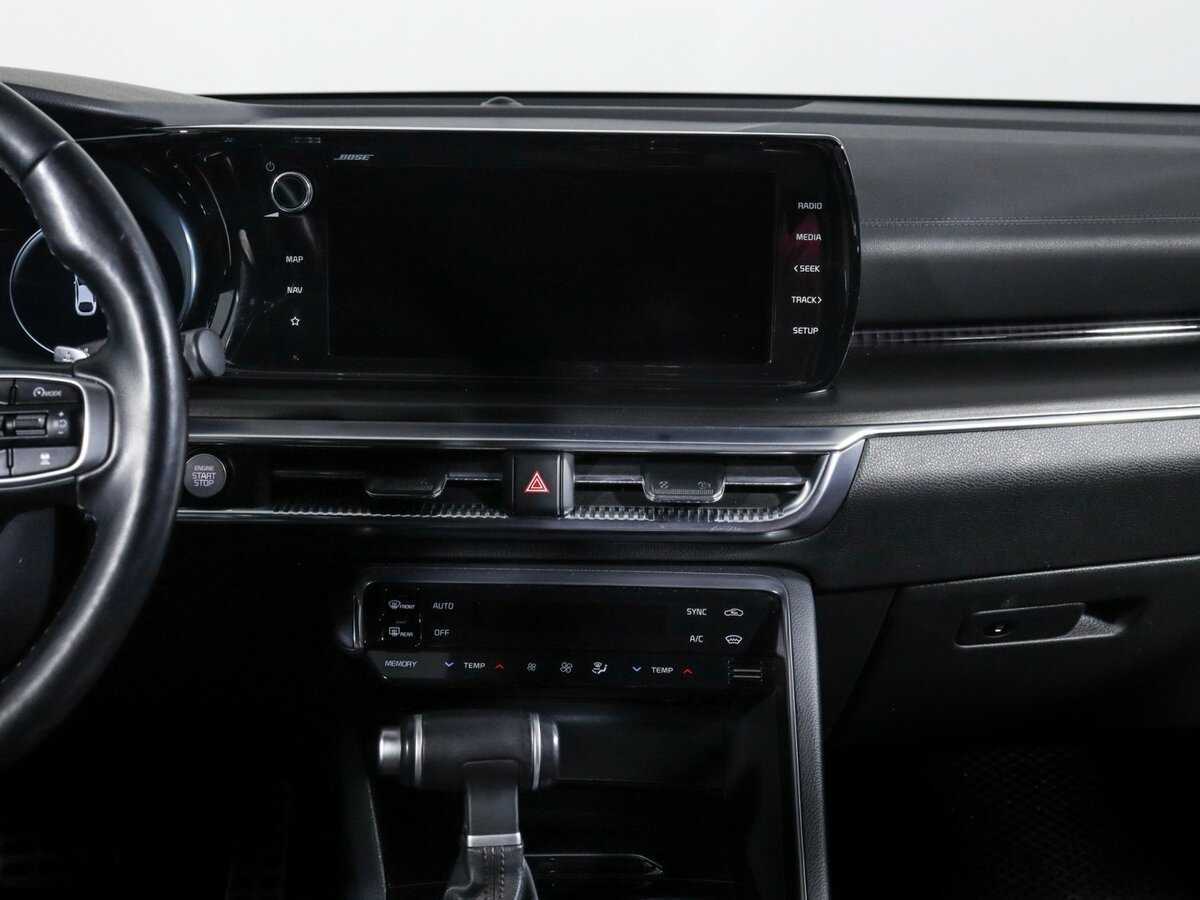 Купить Kia K5 с пробегом. Фото: #12