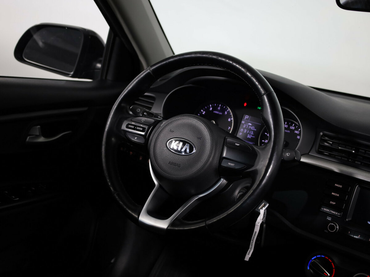 Купить Kia Rio с пробегом. Фото: #9
