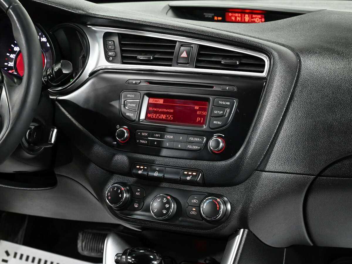 Купить Kia Ceed с пробегом. Фото: #6