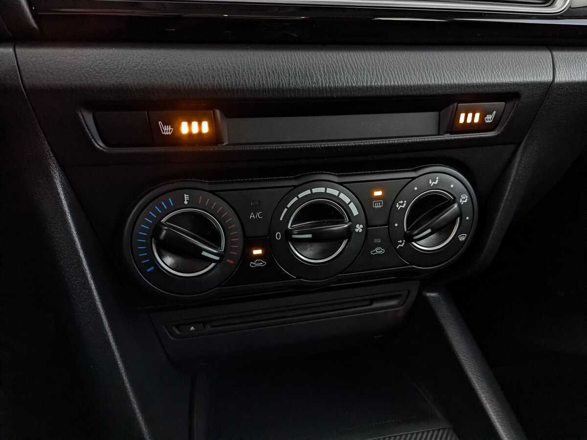 Купить Mazda 3 с пробегом. Фото: #20