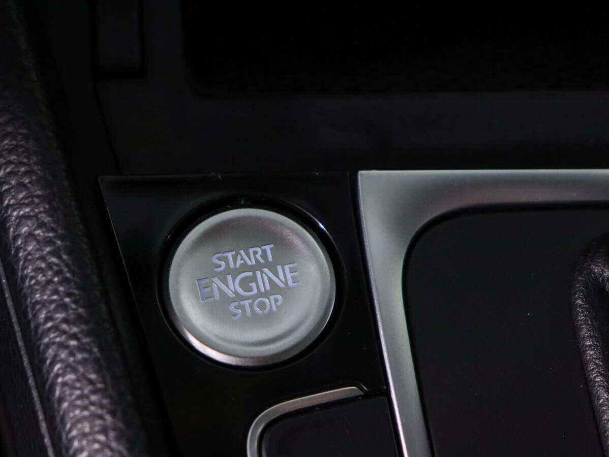 Купить Volkswagen Golf с пробегом. Фото: #14