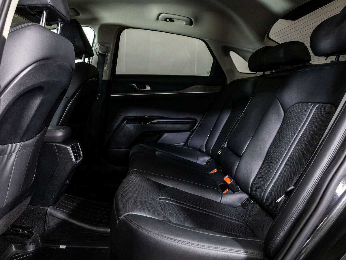 Купить Kia K5 с пробегом. Фото: #8