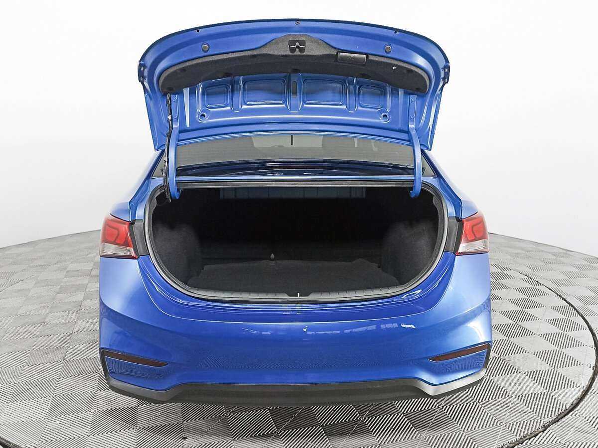Купить Hyundai Solaris с пробегом. Фото: #9
