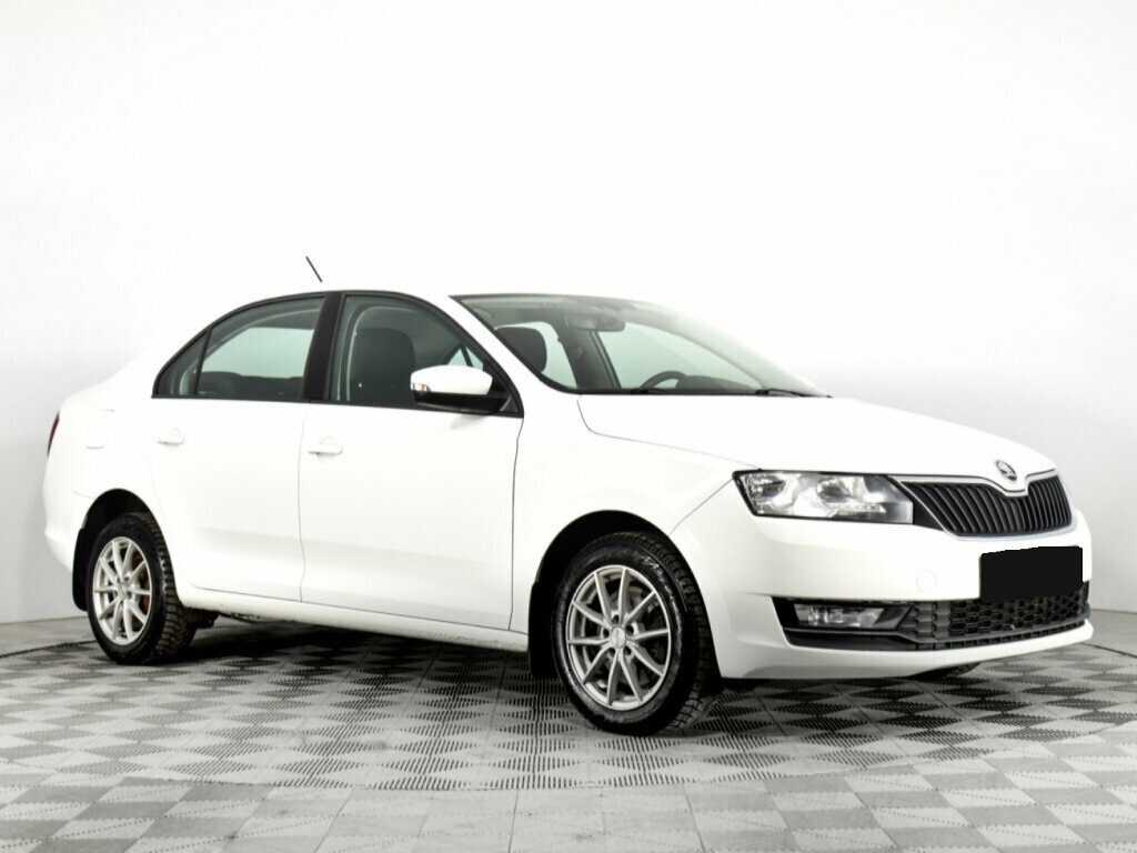 Купить Skoda Rapid с пробегом. Фото: #2