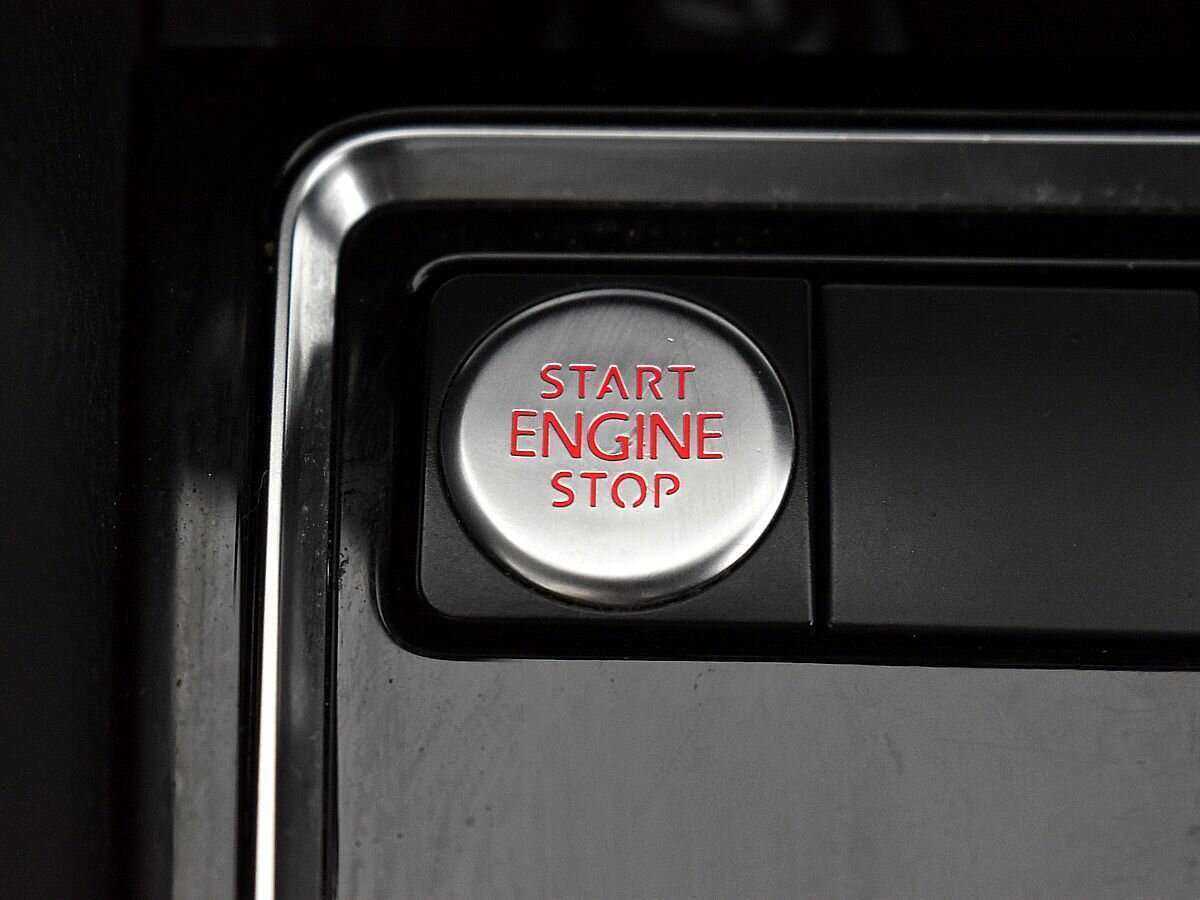 Купить Volkswagen Jetta с пробегом. Фото: #14