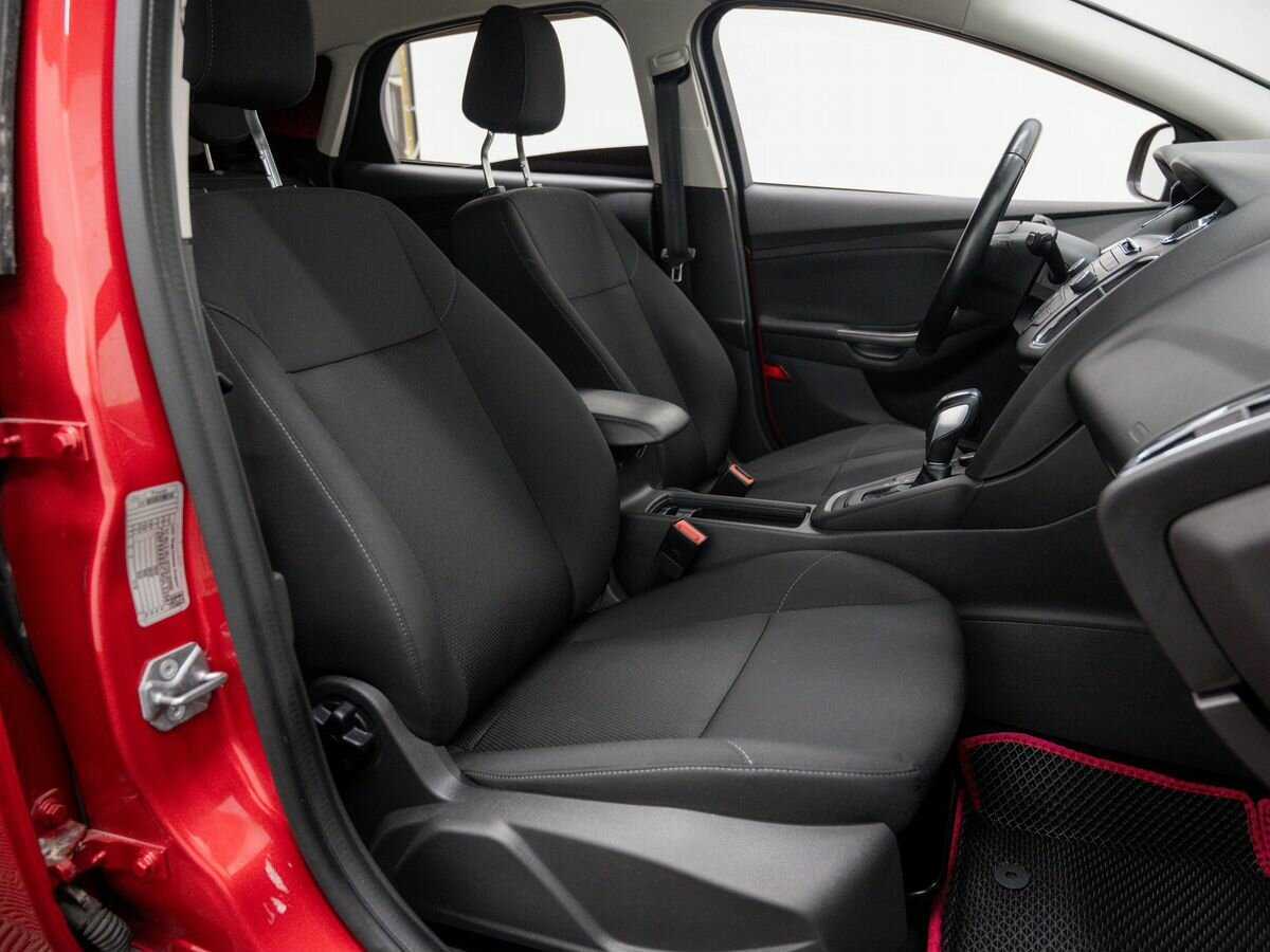 Купить Ford Focus с пробегом. Фото: #7
