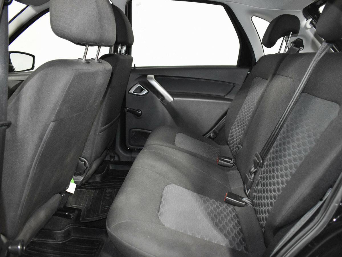 Купить Lada (ВАЗ) Granta с пробегом. Фото: #10