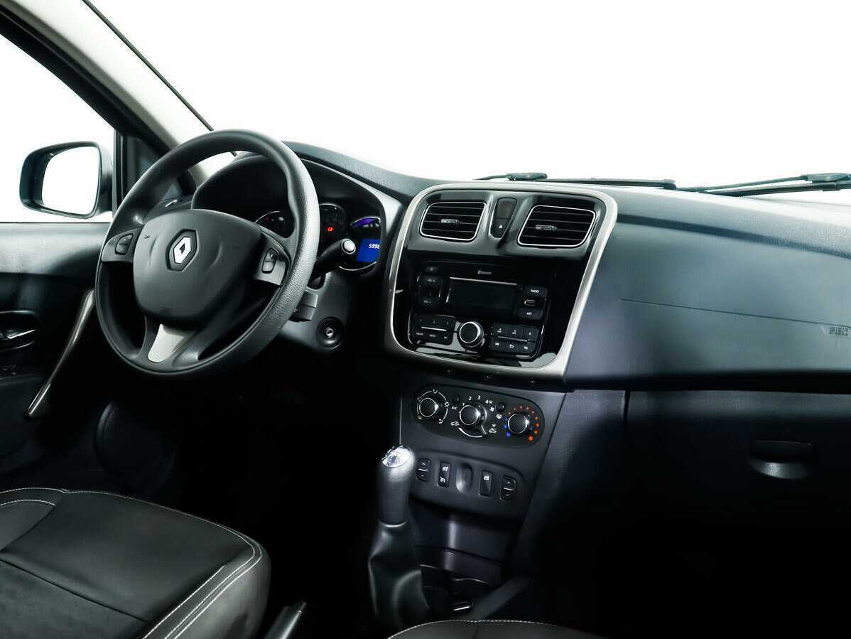 Купить Renault Logan с пробегом. Фото: #8