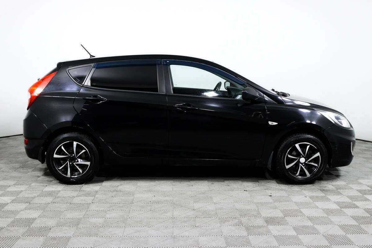 Купить Hyundai Solaris с пробегом. Фото: #3