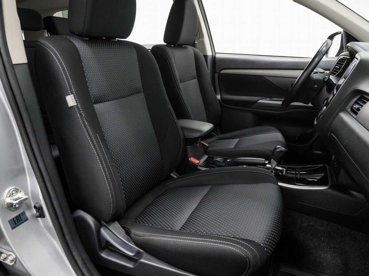 Купить Mitsubishi Outlander с пробегом. Фото: #8
