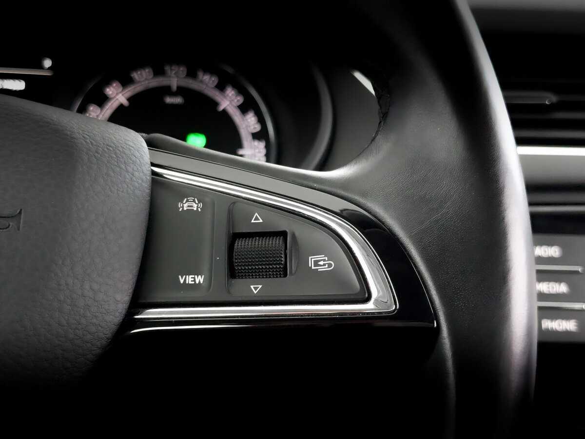 Купить Skoda Octavia с пробегом. Фото: #27