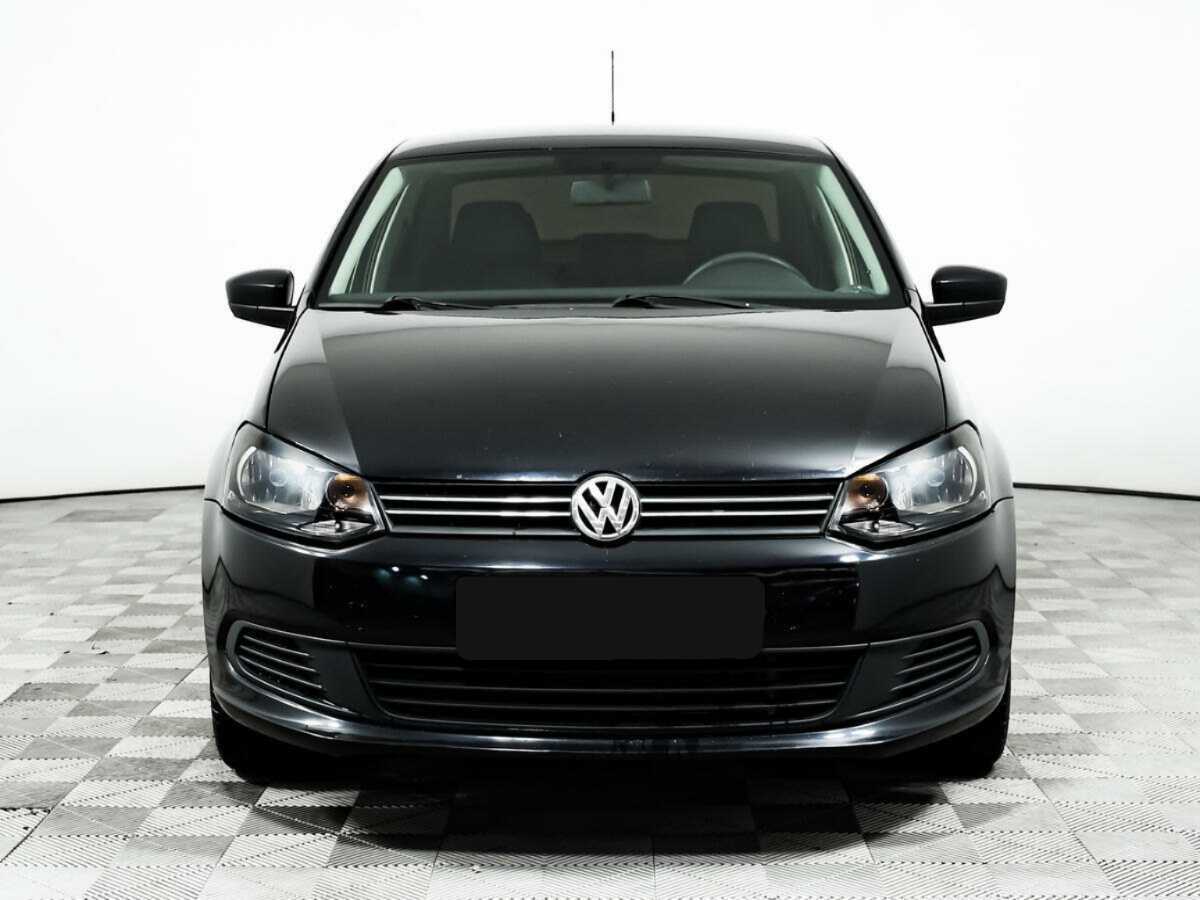 Купить Volkswagen Polo с пробегом. Фото: #1