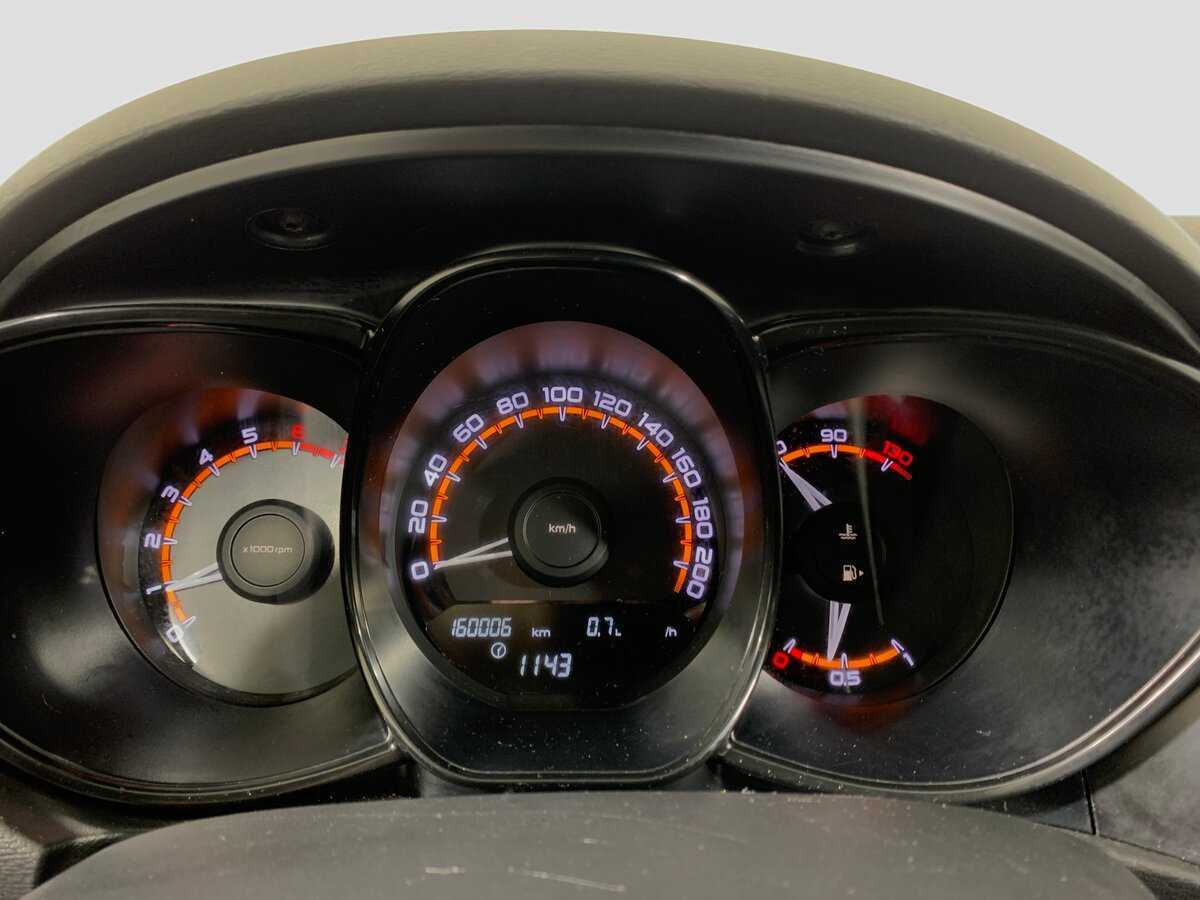 Купить Lada (ВАЗ) Vesta с пробегом. Фото: #14