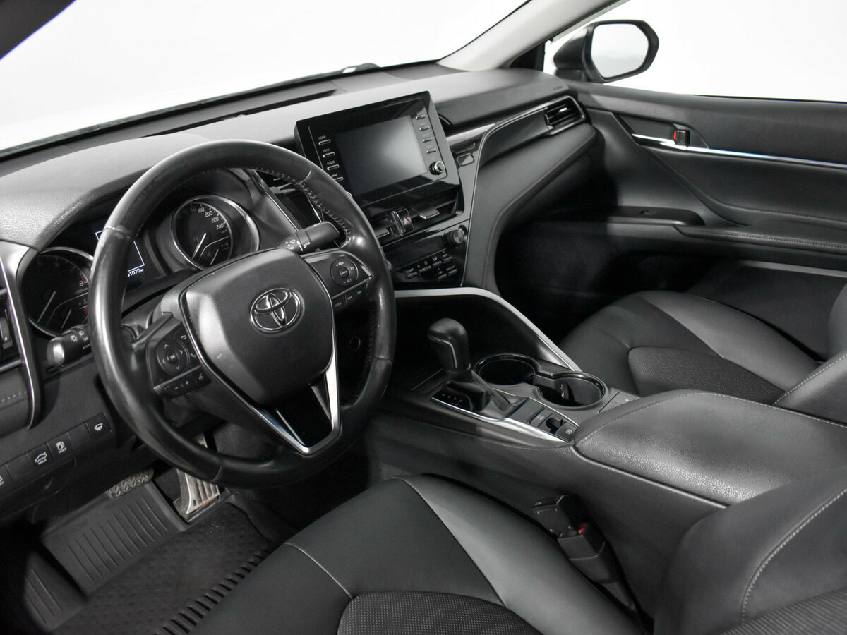 Купить Toyota Camry с пробегом. Фото: #6