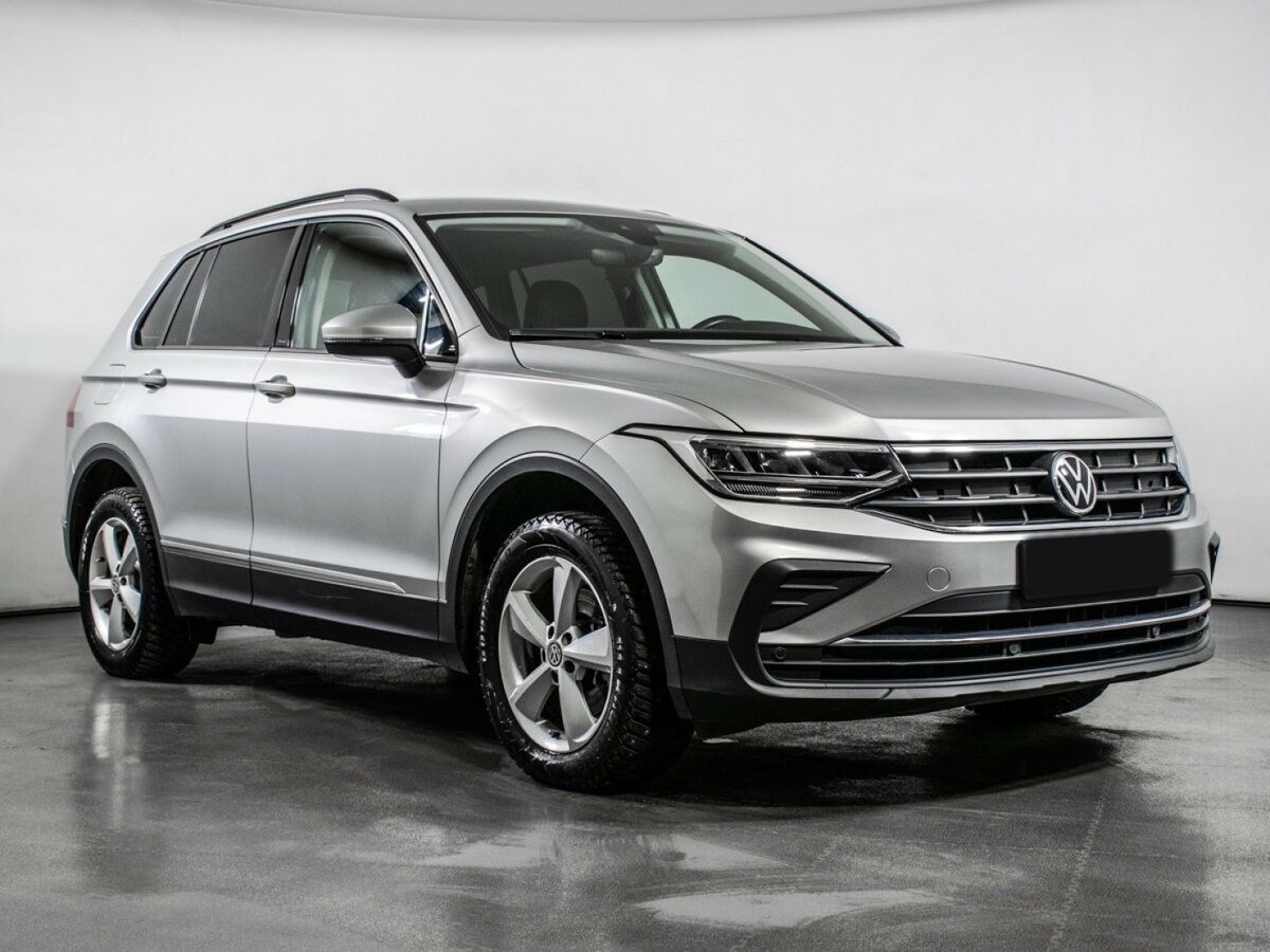 Купить Volkswagen Tiguan с пробегом. Фото: #2