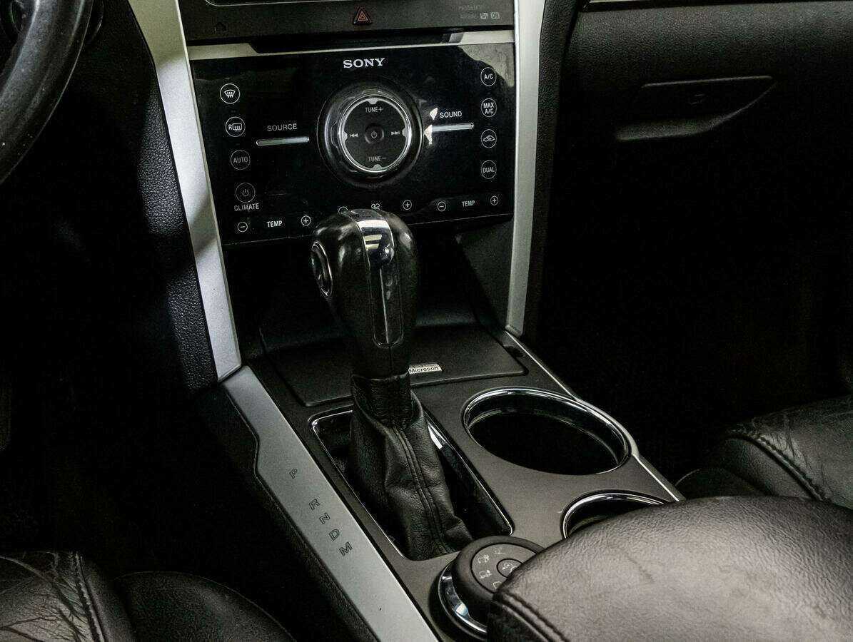Купить Ford Explorer с пробегом. Фото: #10