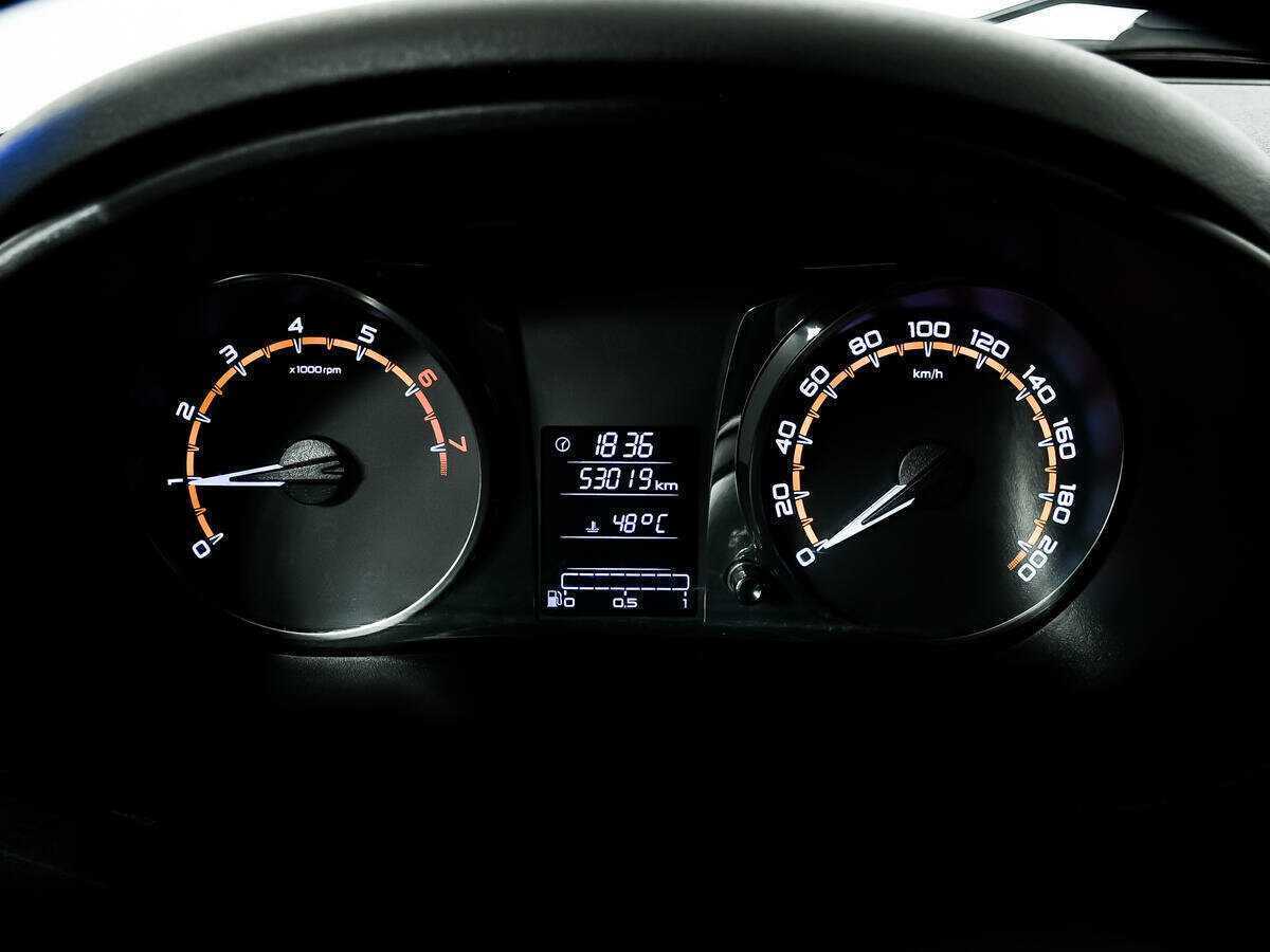 Купить Lada (ВАЗ) Granta с пробегом. Фото: #9