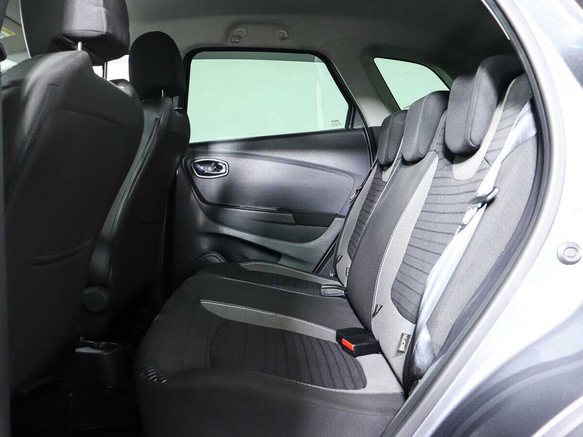 Купить Renault Kaptur с пробегом. Фото: #8