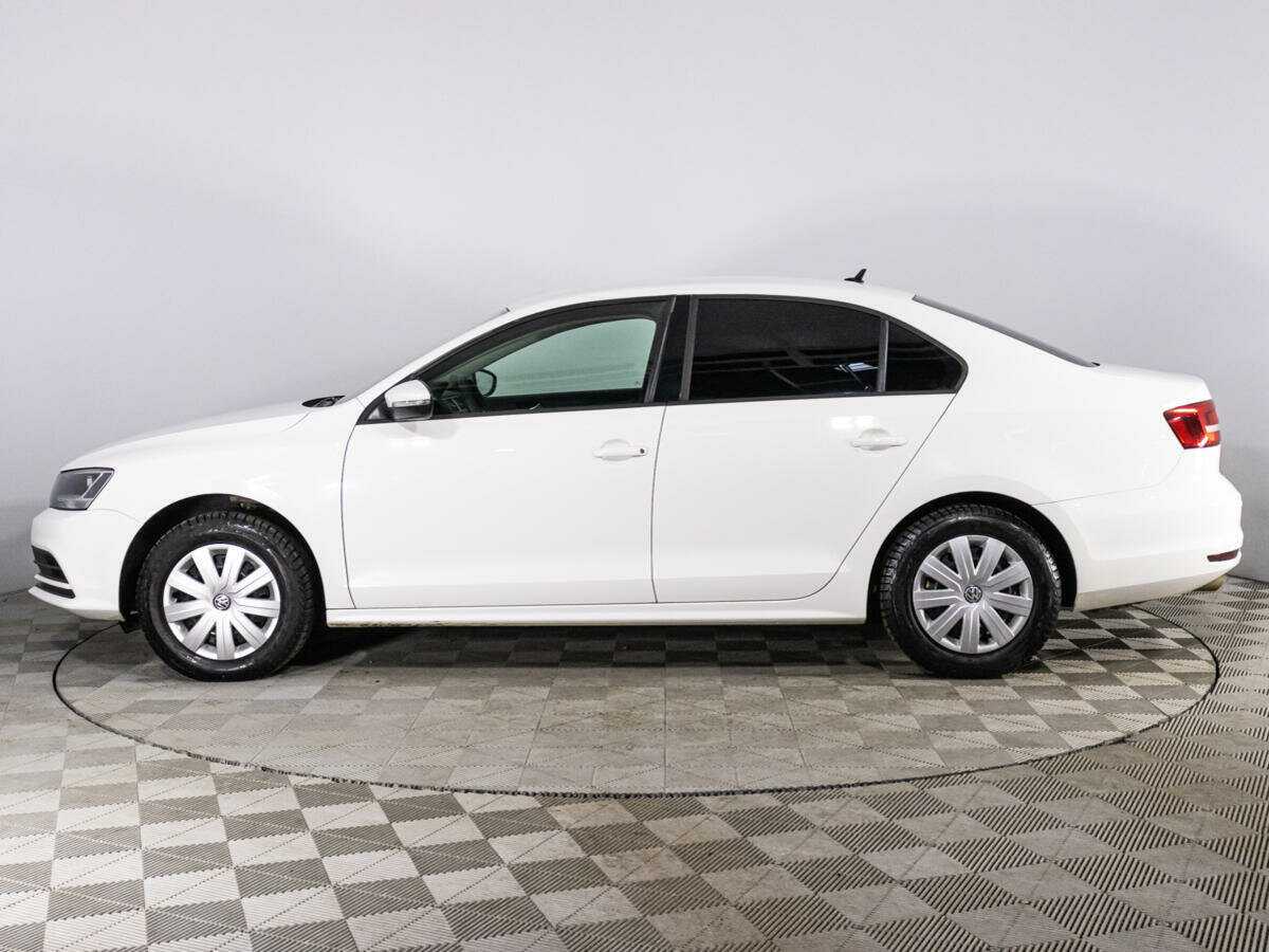 Купить Volkswagen Jetta с пробегом. Фото: #7