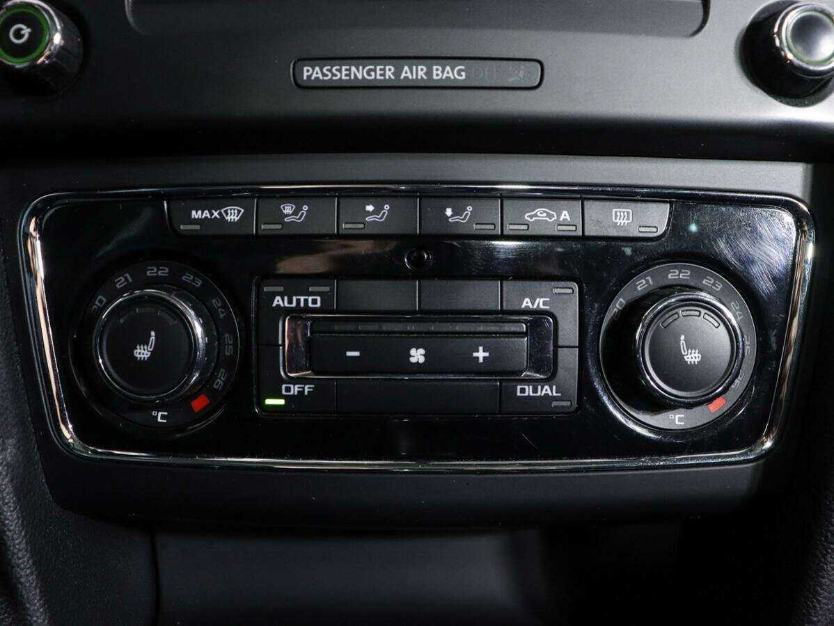 Купить Skoda Superb с пробегом. Фото: #19