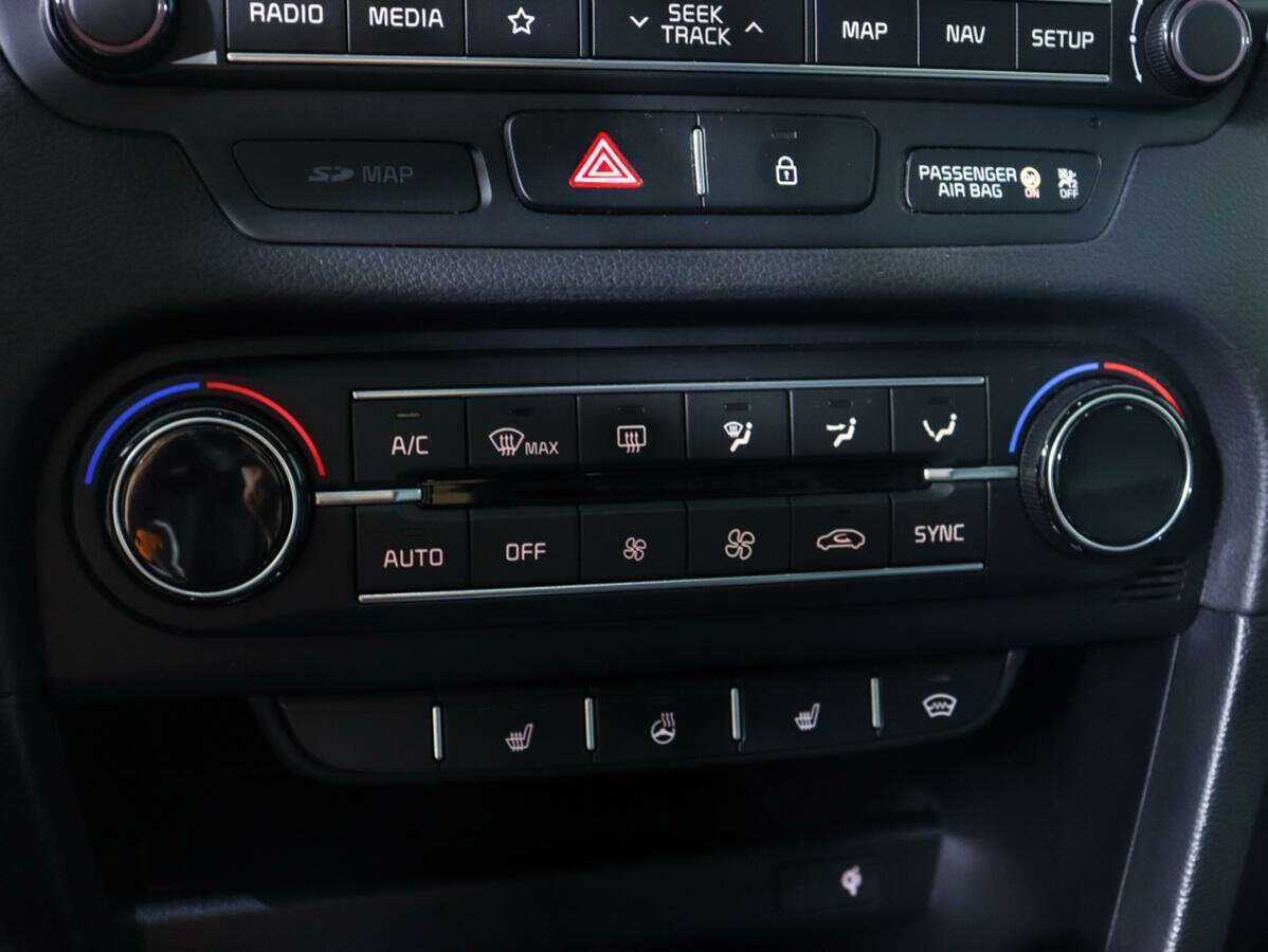 Купить Kia Ceed с пробегом. Фото: #16