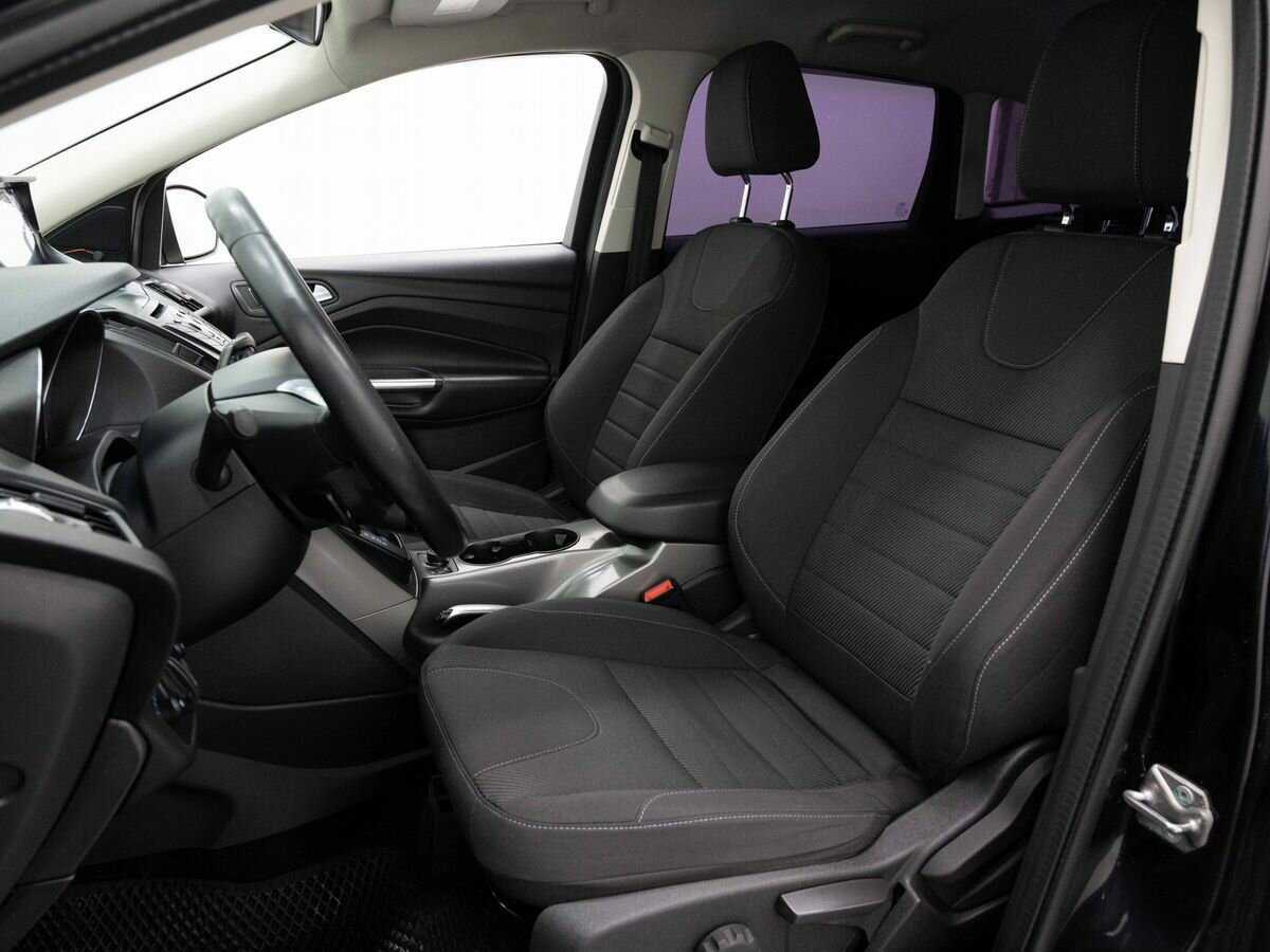 Купить Ford Kuga с пробегом. Фото: #8