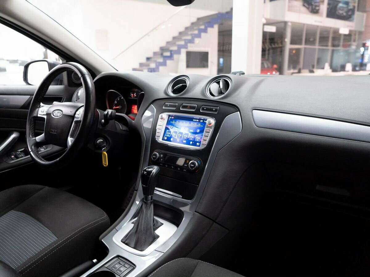 Купить Ford Mondeo с пробегом. Фото: #13