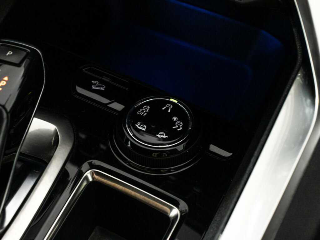 Купить Peugeot 3008 с пробегом. Фото: #20