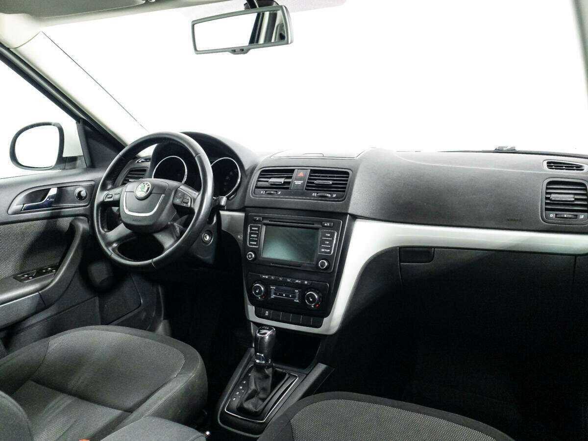 Купить Skoda Yeti с пробегом. Фото: #8