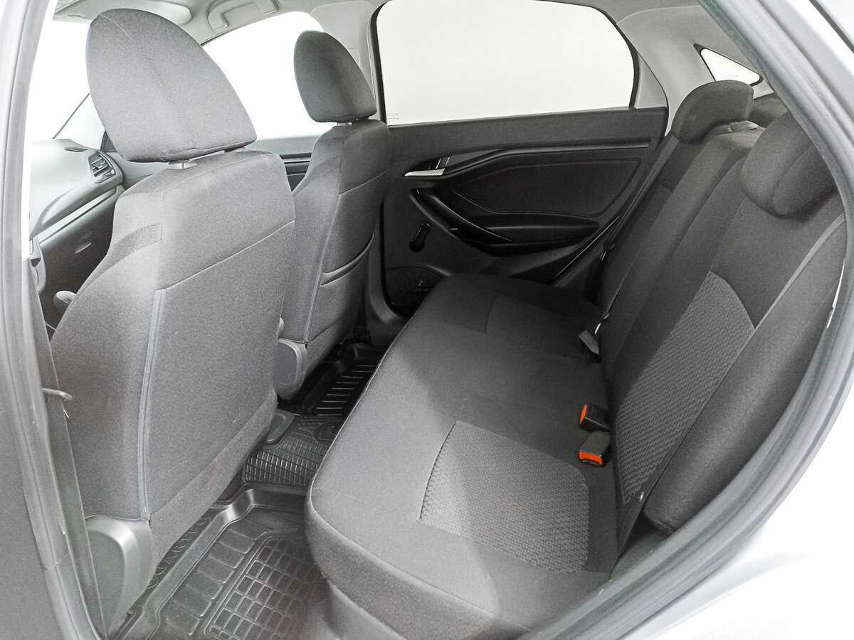 Купить Lada (ВАЗ) Vesta с пробегом. Фото: #9