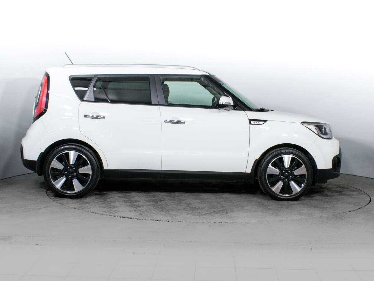 Купить Kia Soul с пробегом. Фото: #3