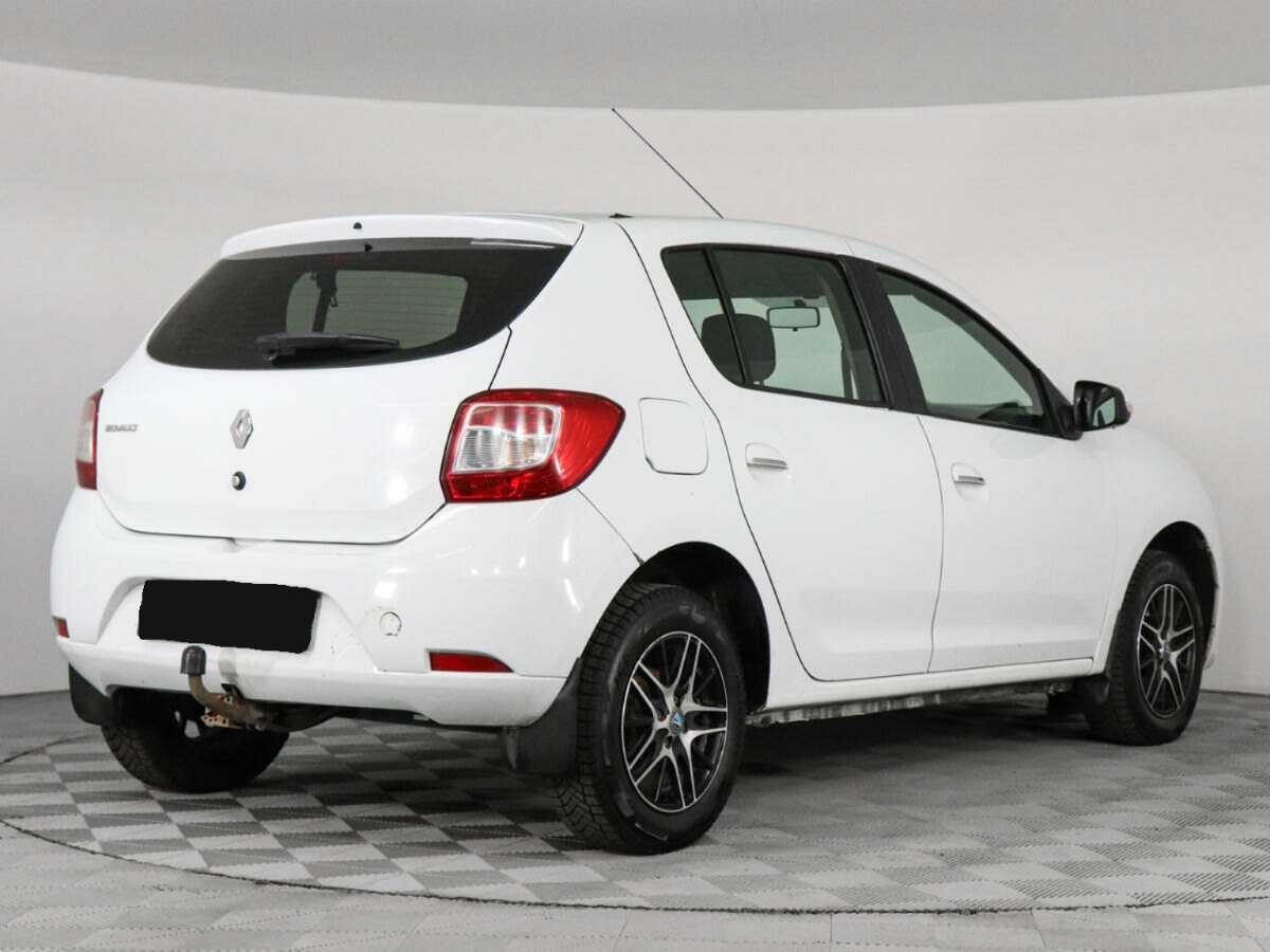 Купить Renault Sandero с пробегом. Фото: #4