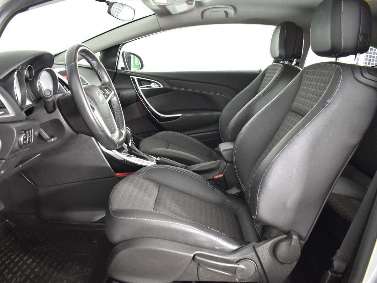 Купить Opel Astra с пробегом. Фото: #7