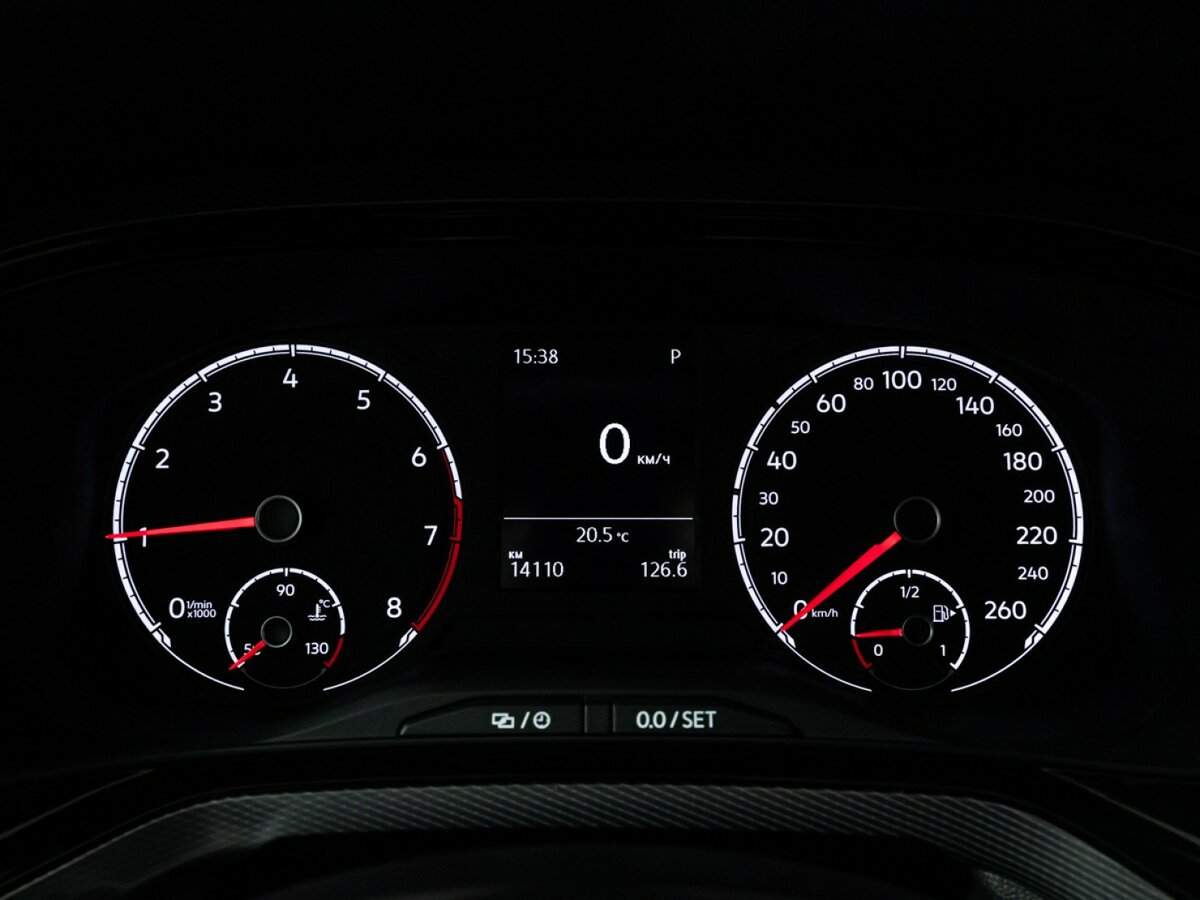 Купить Volkswagen Polo с пробегом. Фото: #11