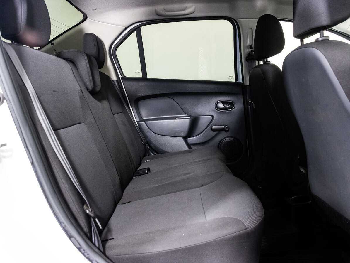 Купить Renault Logan с пробегом. Фото: #12