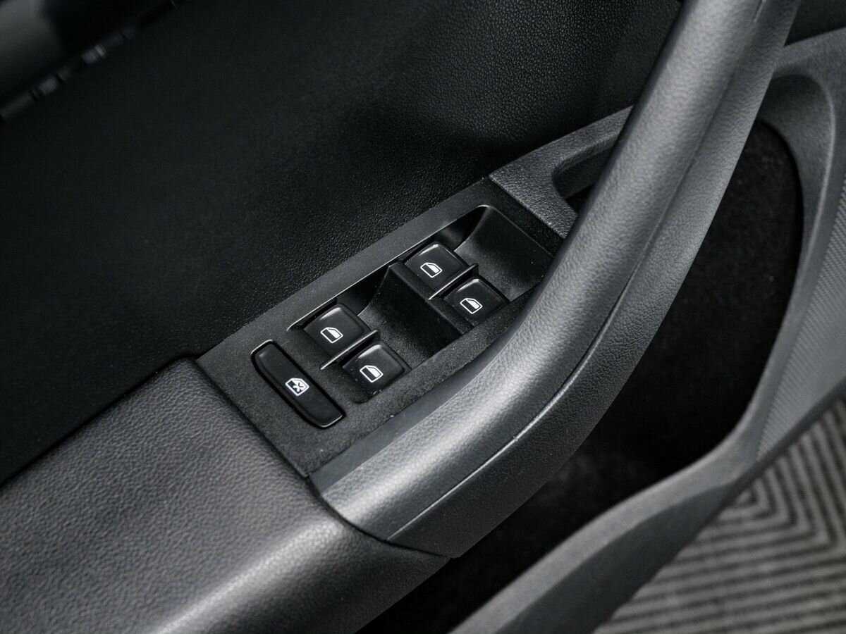 Купить Skoda Octavia с пробегом. Фото: #11