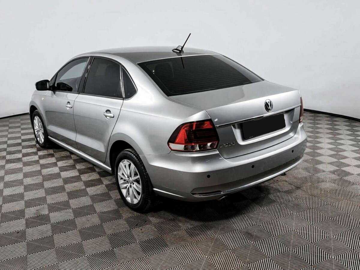 Купить Volkswagen Polo с пробегом. Фото: #6