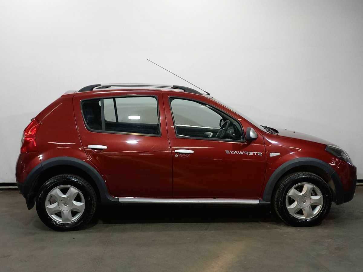 Купить Renault Sandero с пробегом. Фото: #3
