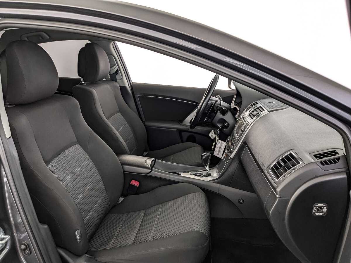 Купить Toyota Avensis с пробегом. Фото: #18