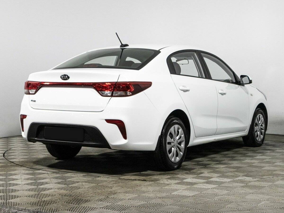 Купить Kia Rio с пробегом. Фото: #4