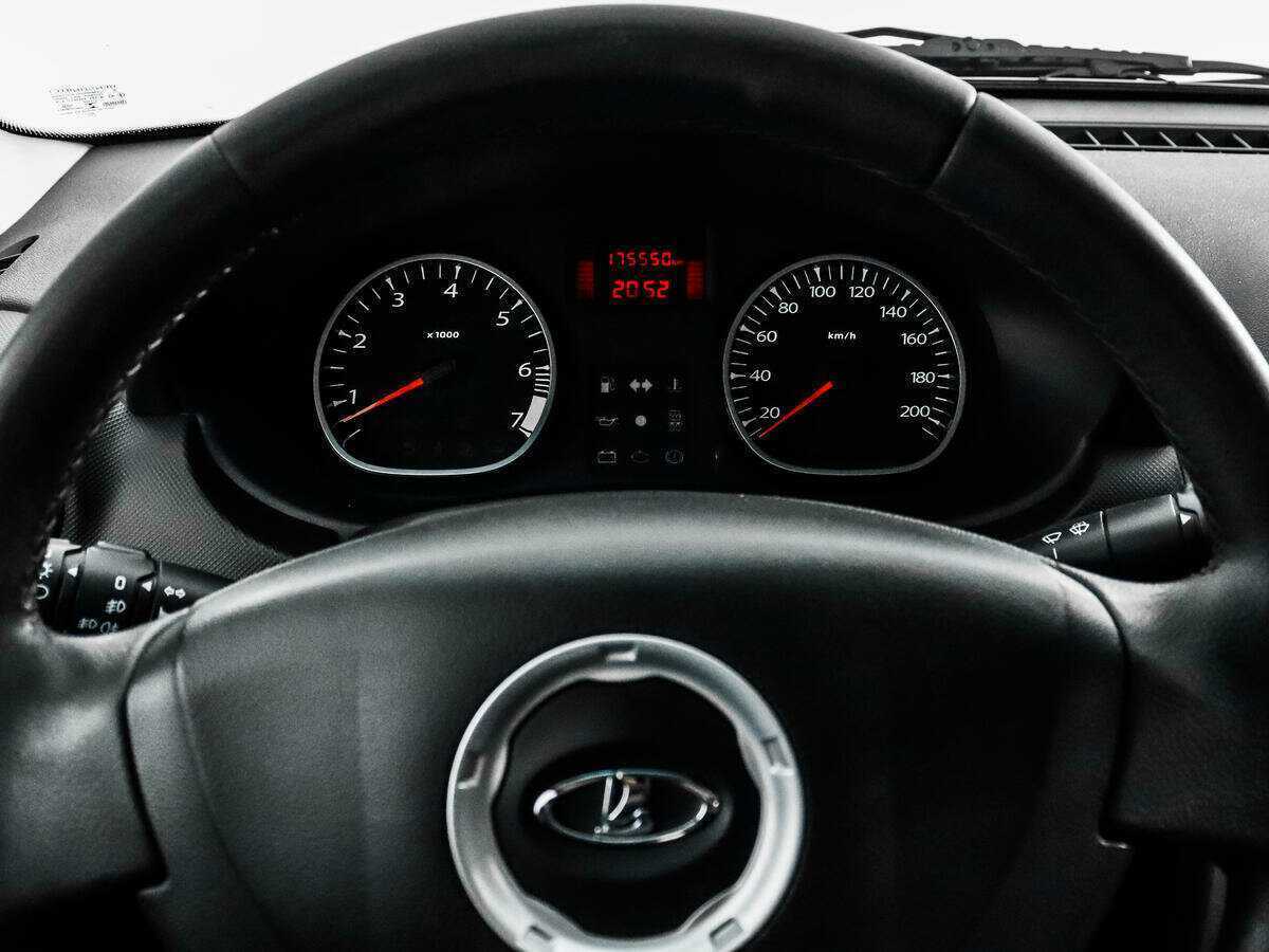 Купить Lada (ВАЗ) Largus с пробегом. Фото: #14