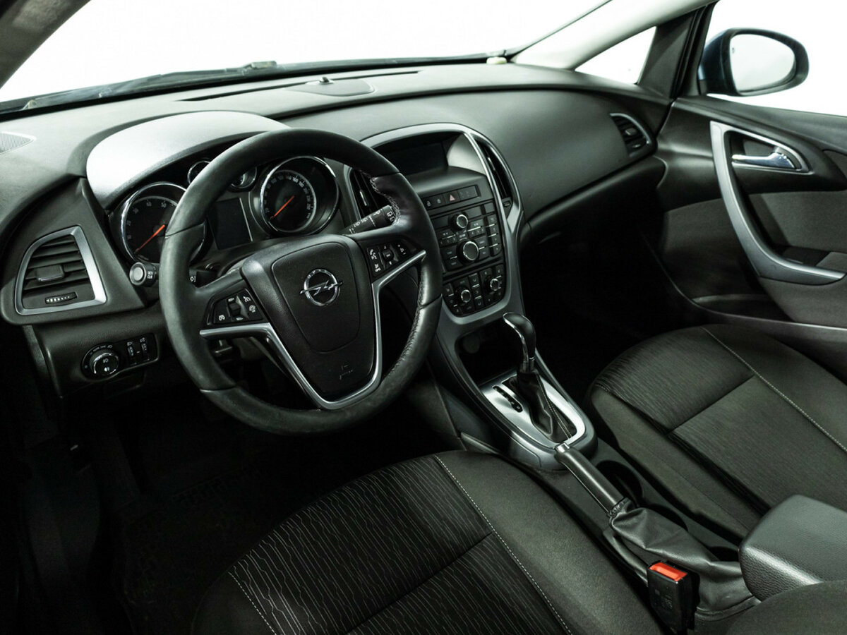Купить Opel Astra с пробегом. Фото: #10