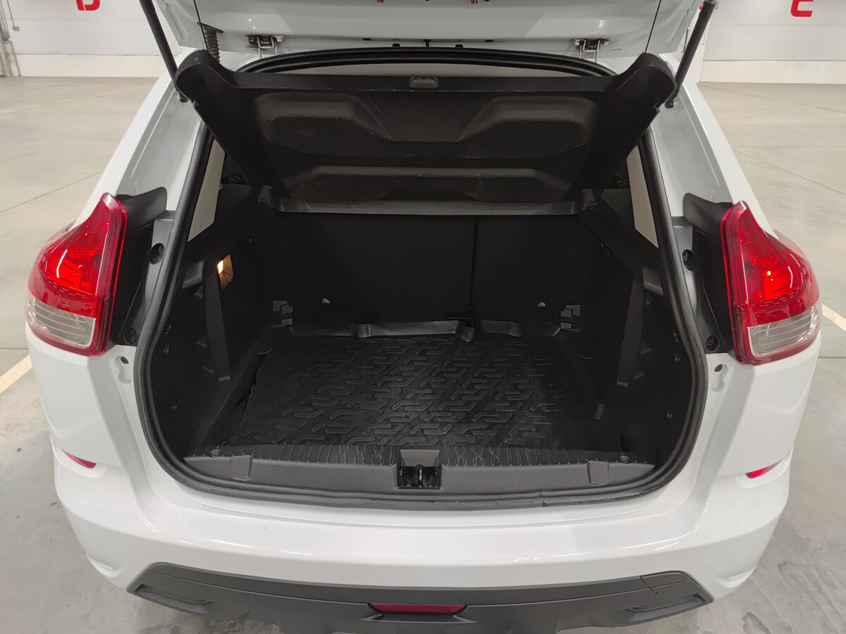 Купить Lada (ВАЗ) XRAY с пробегом. Фото: #9